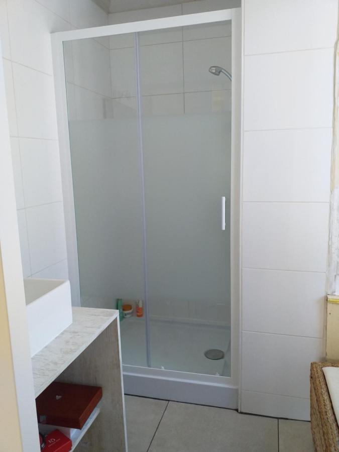 Appartement Les 3 couronnes à Granville Extérieur photo